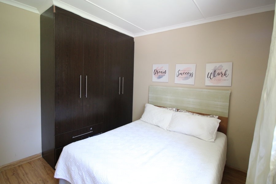 5 Bedroom Property for Sale in Gonubie Eastern Cape